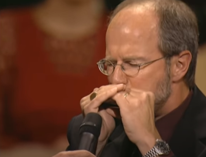 Buddy Greene shows Carnegie Hall audience ‘sophisticated’ harmonica show