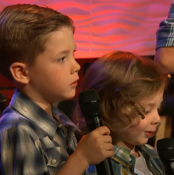 Josh Turner’s Sons Melt Hearts Onstage