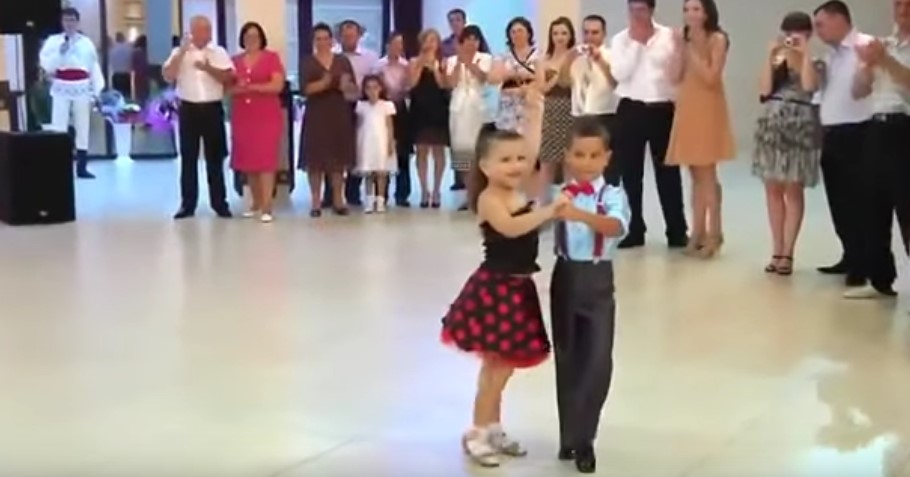 Kids do fiery salsa performance better than professional dancers