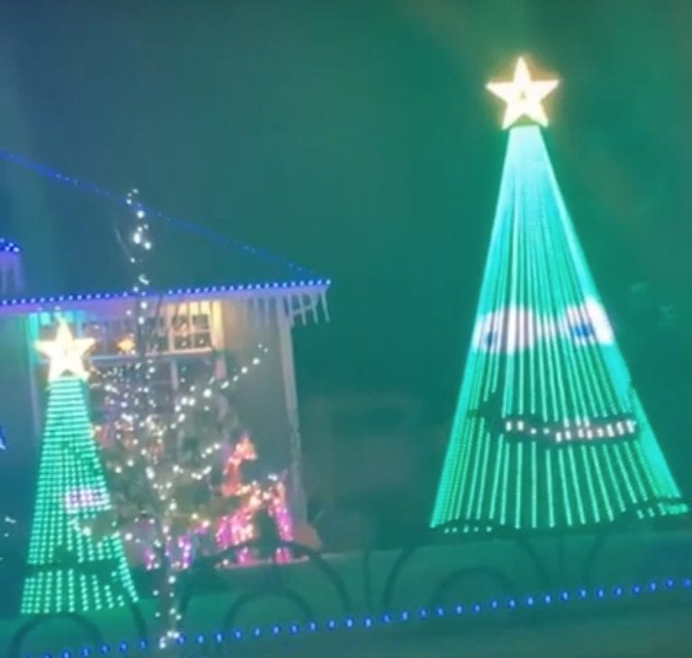 Christmas light display gives neighbors something to laugh about when