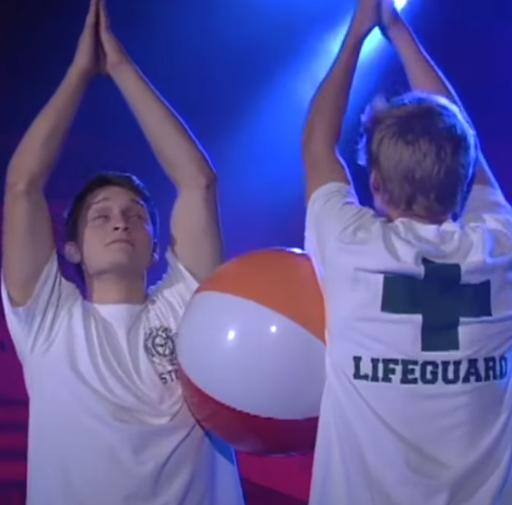 Eight Teens Perform Funny “Beach Ball Ballet” For Talent Show