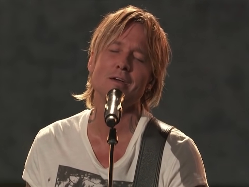 Keith Urban Bee Gees To Love Somebody Lyrics Keith Urban sings ‘To Love Somebody’ on Bee Gees tribute concert