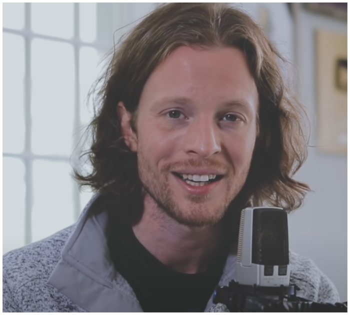 Austin Brown sings haunting cover of ‘Unchained Melody’ in a way it